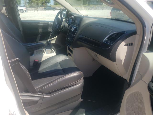 Photo 5 from auction – 2014 CHRYSLER TOWN & COU with VIN 2C4RC1BG0ER269403