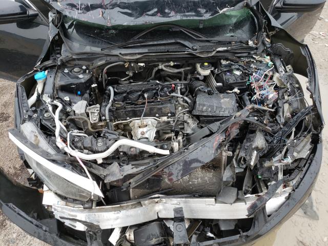 Photo 7 from auction – 2017 HONDA CIVIC LX with VIN 19XFC2F50HE082198