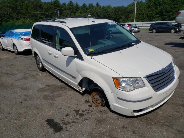 Photo 9 from auction – 2010 CHRYSLER TOWN & COU with VIN 2A4RR5DX5AR291002