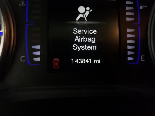 Photo 8 from auction – 2015 CHRYSLER 200 LIMITE with VIN 1C3CCCAB3FN646963