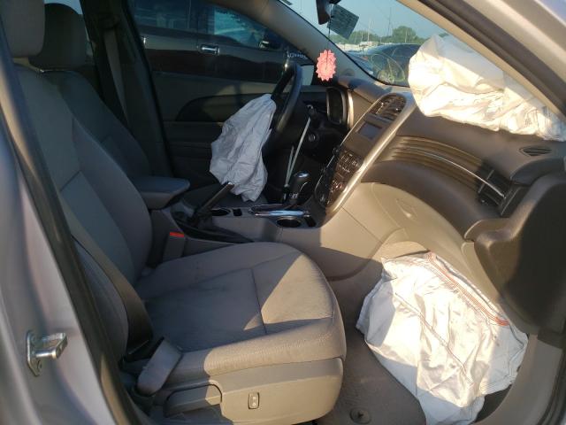 Photo 5 from auction – 2014 CHEVROLET MALIBU LS with VIN 1G11B5SL8EF157677