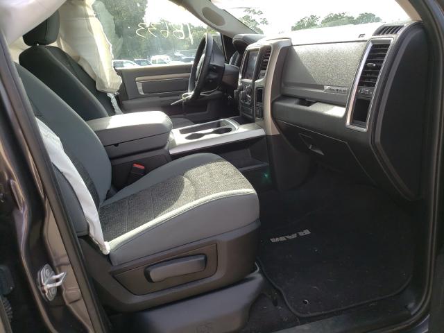Photo 5 from auction – 2019 RAM 1500 CLASS with VIN 1C6RR7GT3KS636741