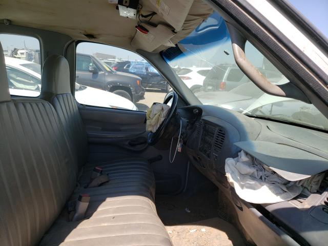 Photo 5 from auction – 1998 FORD F150 with VIN 1FTRX17LXWKB94722