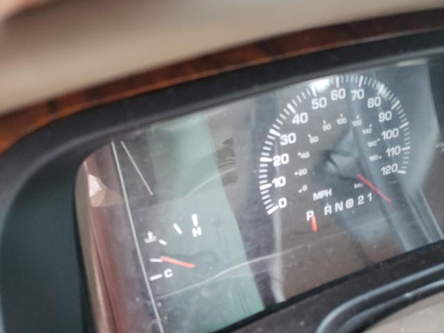 Photo 8 from auction – 2000 LINCOLN TOWN CAR C with VIN 1LNHM83W0YY783948