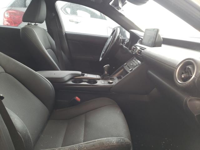 صورة رقم 5 من المزاد - 2021 LEXUS IS 300 مع VIN JTHAA1D29M5112595