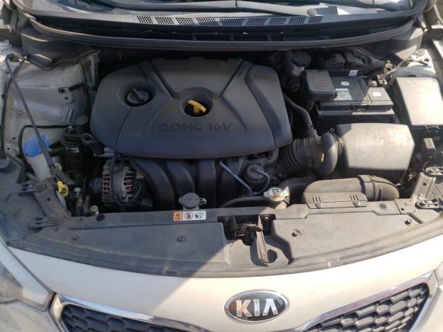 Photo 7 from auction – 2015 KIA FORTE LX with VIN KNAFK4A64F5275796