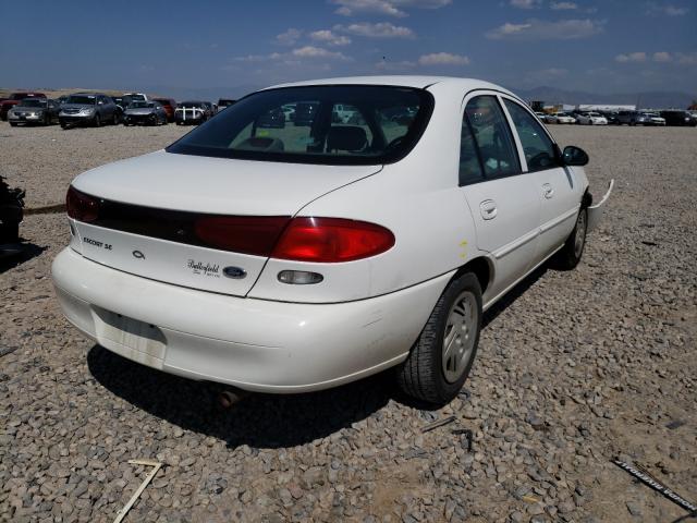 Photo 4 from auction – 1998 FORD ESCORT SE with VIN 1FAFP13P7WW247838
