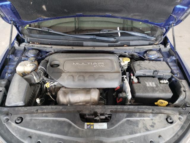 Photo 7 from auction – 2015 CHRYSLER 200 LIMITE with VIN 1C3CCCAB3FN646963