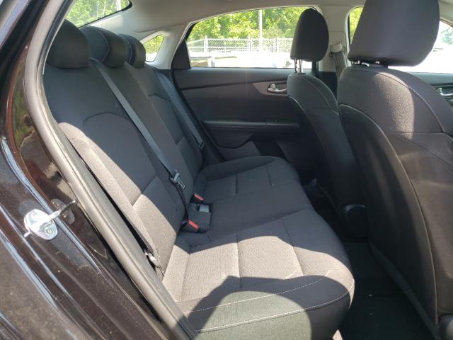 Photo 6 from auction – 2021 KIA FORTE FE with VIN 3KPF24AD4ME275039
