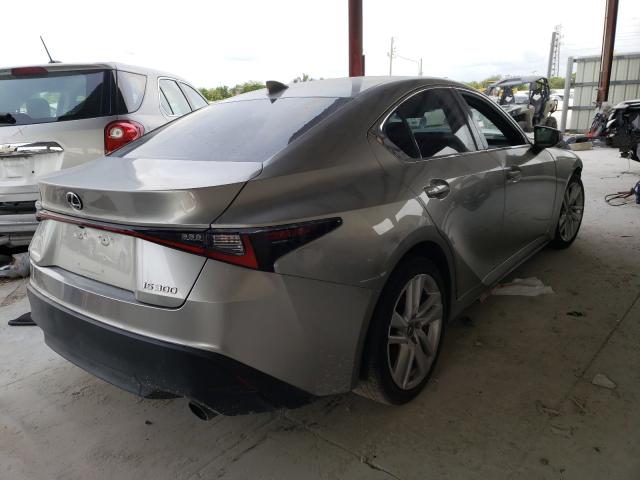Photo 4 from auction – 2021 LEXUS IS 300 with VIN JTHAA1D29M5112595