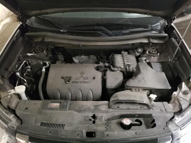 Photo 7 from auction – 2017 MITSUBISHI OUTLANDER with VIN JA4AD2A36HZ007596