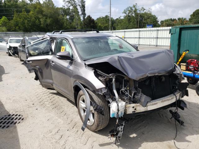 TOYOTA HIGHLANDER 2017 with VIN 5TDDZRFH0HS434338 - Photo from auction