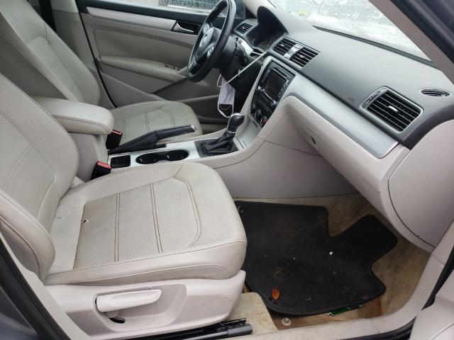 Photo 5 from auction – 2013 VOLKSWAGEN PASSAT SE with VIN 1VWBP7A35DC115264