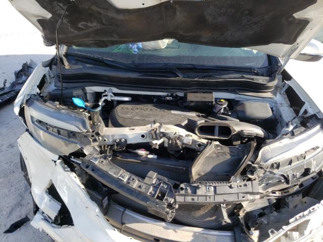 Photo 7 from auction – 2017 HONDA PILOT TOUR with VIN 5FNYF5H97HB019191