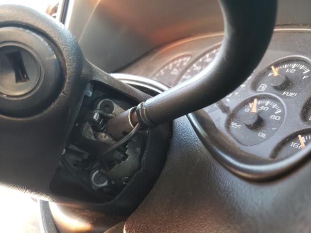 Photo 9 from auction – 2002 CHEVROLET SILVERADO with VIN 1GCHK29U92E223304