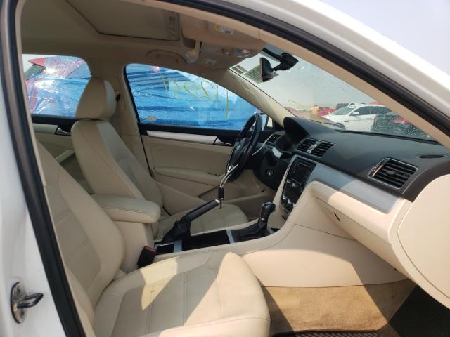 Photo 5 from auction – 2012 VOLKSWAGEN PASSAT SE with VIN 1VWBP7A39CC081120