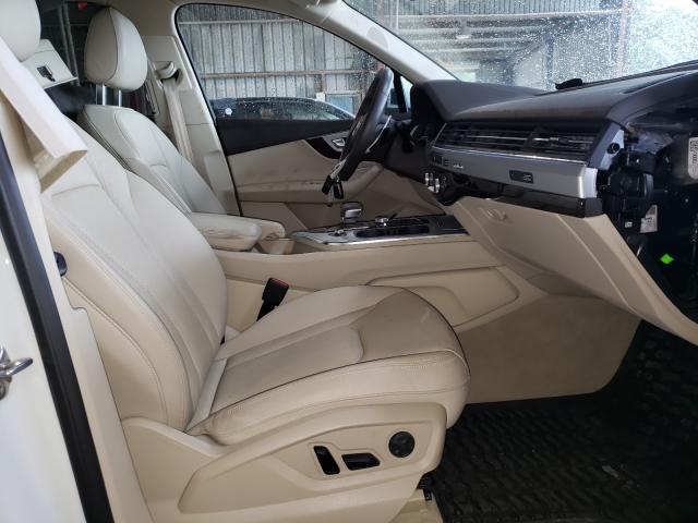 Photo 5 from auction – 2019 AUDI Q7 PREMIUM with VIN WA1LHAF72KD037461