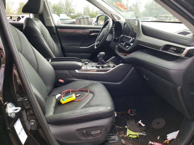 Photo 5 from auction – 2020 TOYOTA HIGHLANDER with VIN 5TDDZRBH6LS010127