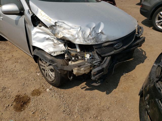 Photo 9 from auction – 2010 KIA FORTE LX with VIN KNAFT4A26A5049701