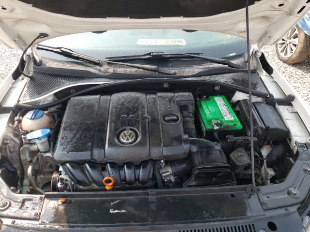 Photo 7 from auction – 2012 VOLKSWAGEN PASSAT SE with VIN 1VWBP7A39CC081120