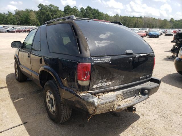 Photo 3 from auction – 2001 CHEVROLET BLAZER with VIN 1GNCT18W81K110553