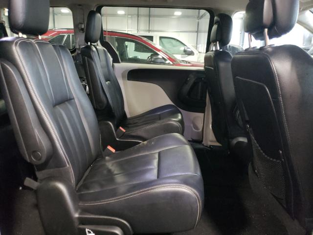 Photo 6 from auction – 2013 CHRYSLER TOWN & COU with VIN 2C4RC1BG1DR708817