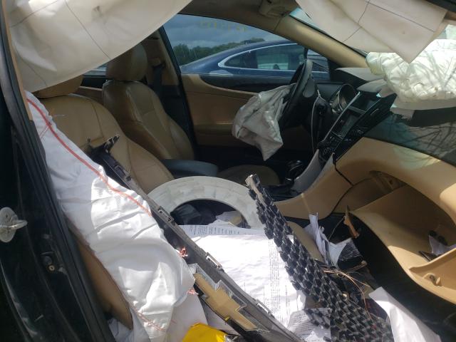 Photo 5 from auction – 2011 HYUNDAI SONATA SE with VIN 5NPEC4AC2BH177779