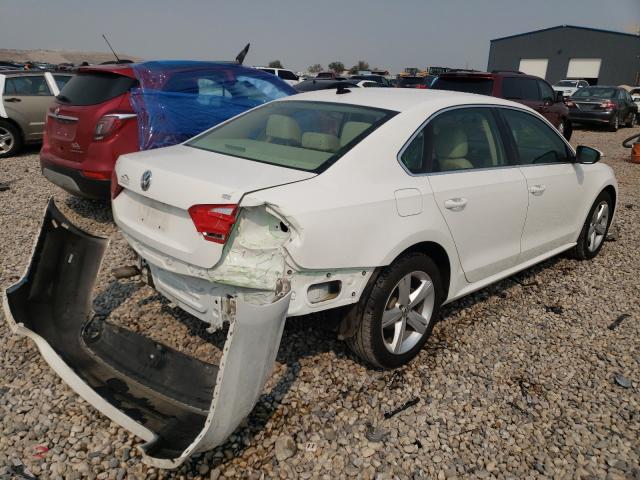Photo 4 from auction – 2012 VOLKSWAGEN PASSAT SE with VIN 1VWBP7A39CC081120