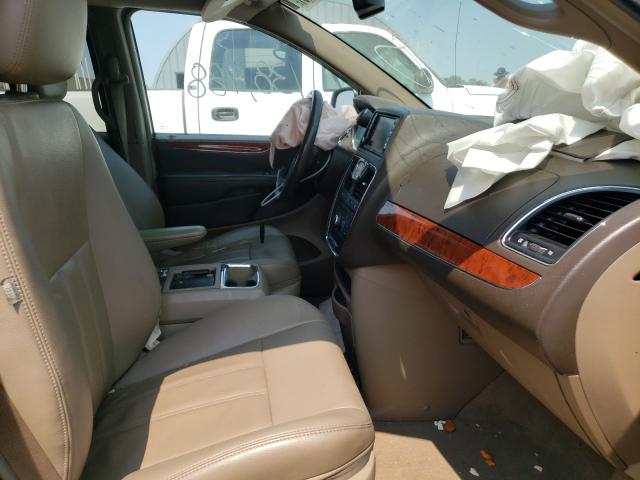Photo 5 from auction – 2013 CHRYSLER TOWN & COU with VIN 2C4RC1BG6DR508872