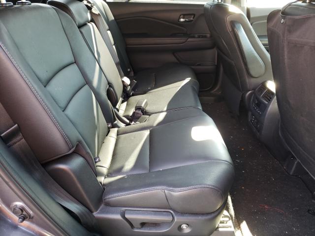Photo 6 from auction – 2017 HONDA PILOT TOUR with VIN 5FNYF5H98HB020740