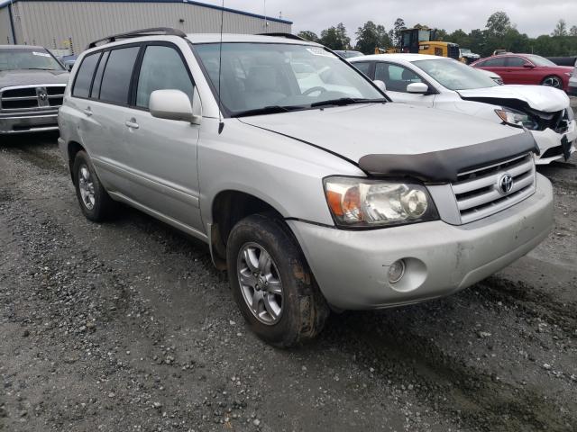 TOYOTA HIGHLANDER 2004 with VIN JTEEP21A140053148 - Photo from auction