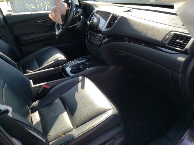 Photo 5 from auction – 2017 HONDA PILOT TOUR with VIN 5FNYF5H98HB020740