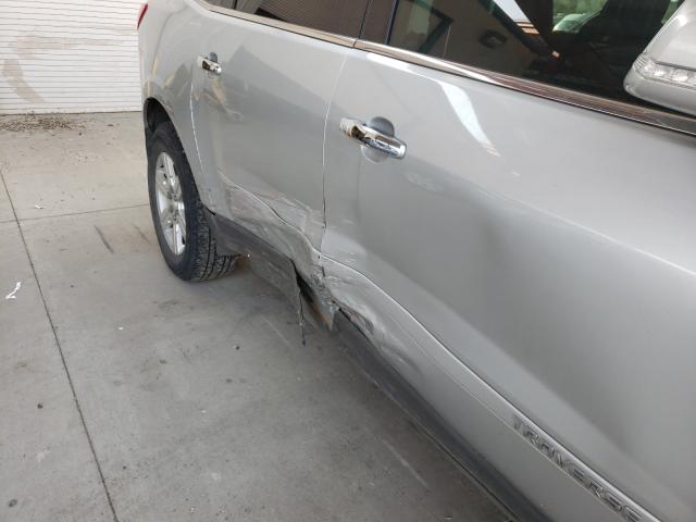 Photo 9 from auction – 2009 CHEVROLET TRAVERSE L with VIN 1GNEV23D59S131645