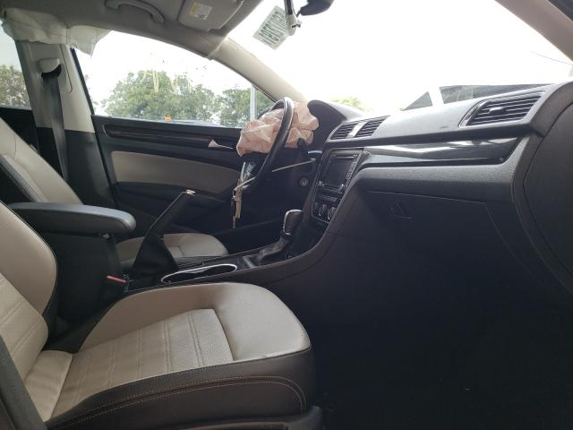 Photo 5 from auction – 2015 VOLKSWAGEN PASSAT SE with VIN 1VWBS7A33FC056605