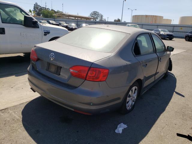 Photo 4 from auction – 2014 VOLKSWAGEN JETTA BASE with VIN 3VW2K7AJ1EM238119