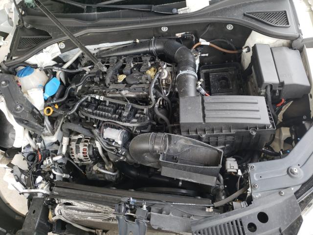 Photo 7 from auction – 2015 VOLKSWAGEN PASSAT SE with VIN 1VWBS7A33FC056605