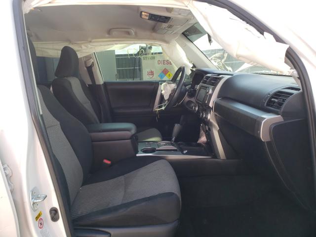 Photo 5 from auction – 2015 TOYOTA 4RUNNER SR with VIN JTEZU5JR8F5084615
