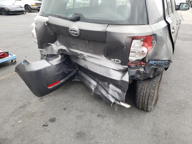 Photo 9 from auction – 2008 TOYOTA SCION XD with VIN JTKKU10428J016382