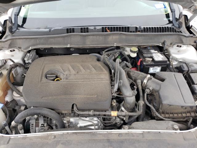 Photo 7 from auction – 2014 FORD FUSION SE with VIN 3FA6P0HD0ER157098