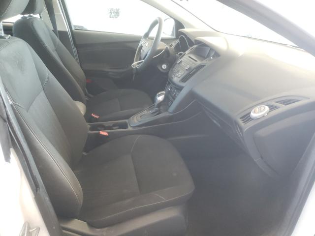 Photo 5 from auction – 2016 FORD FOCUS SE with VIN 1FADP3F21GL390628