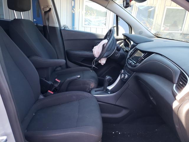 Photo 9 from auction – 2019 CHEVROLET TRAX LS with VIN 3GNCJNSB9KL171333