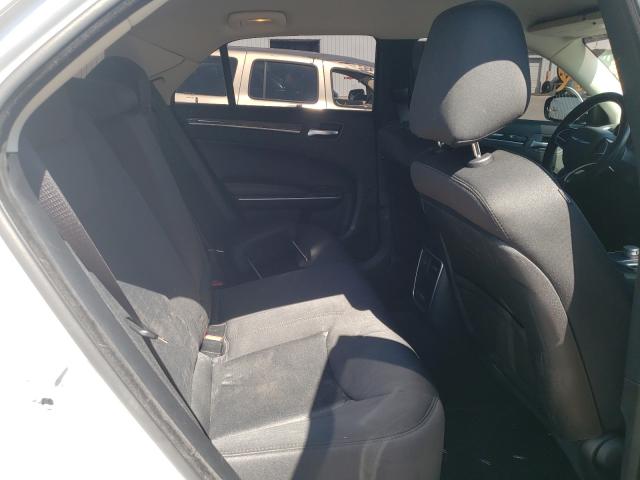 Photo 6 from auction – 2019 CHRYSLER 300 TOURIN with VIN 2C3CCARG5KH723095