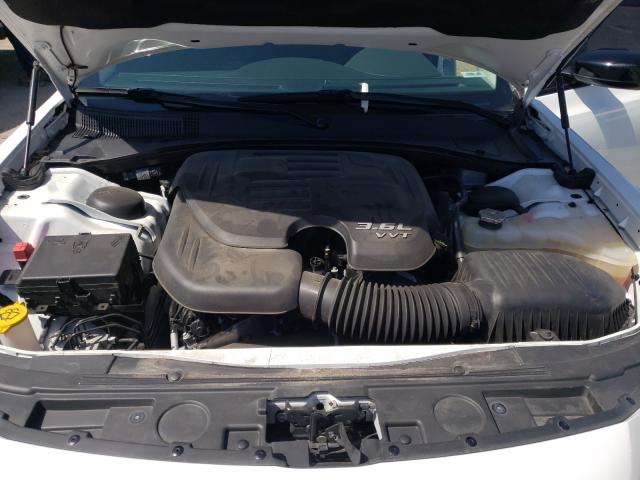 Photo 7 from auction – 2019 CHRYSLER 300 TOURIN with VIN 2C3CCARG5KH723095