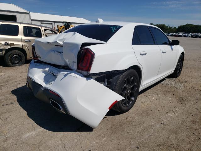 Photo 4 from auction – 2019 CHRYSLER 300 TOURIN with VIN 2C3CCARG5KH723095