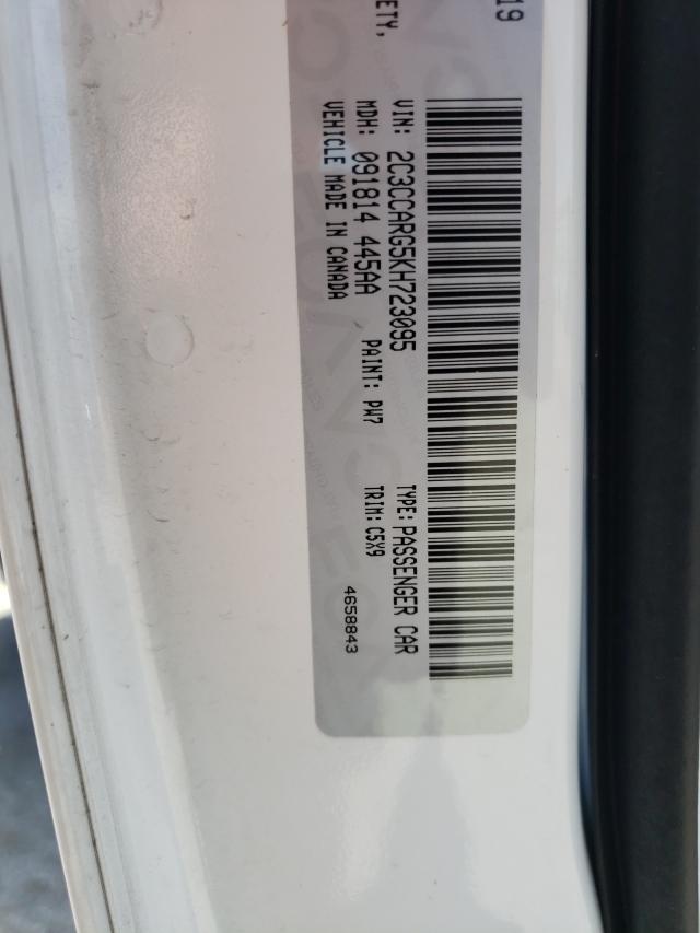 Photo 10 from auction – 2019 CHRYSLER 300 TOURIN with VIN 2C3CCARG5KH723095