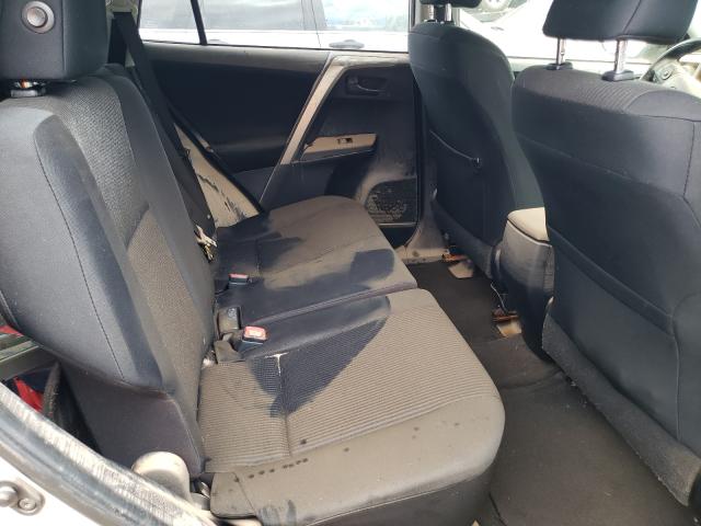 Photo 6 from auction – 2015 TOYOTA RAV4 LE with VIN JTMBFREVXFJ048270