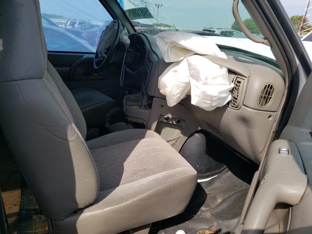 Photo 5 from auction – 2003 GMC SAFARI XT with VIN 1GTDM19X43B502854