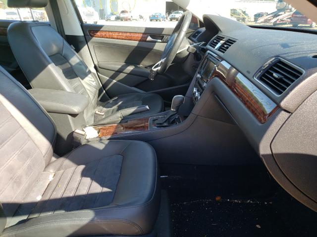 Photo 5 from auction – 2012 VOLKSWAGEN PASSAT SEL with VIN 1VWCN7A39CC108231