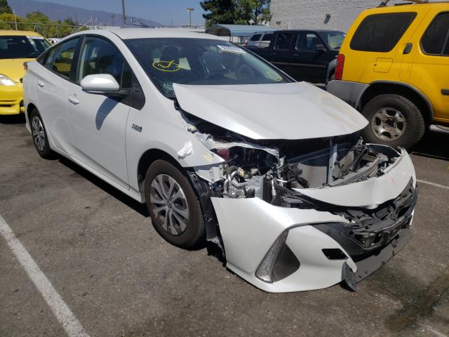 TOYOTA PRIUS PRIM 2021 with VIN JTDKAMFP4M3168794 - Photo from auction