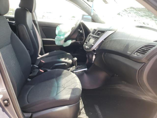Photo 5 from auction – 2017 HYUNDAI ACCENT SE with VIN KMHCT5AE2HU330797